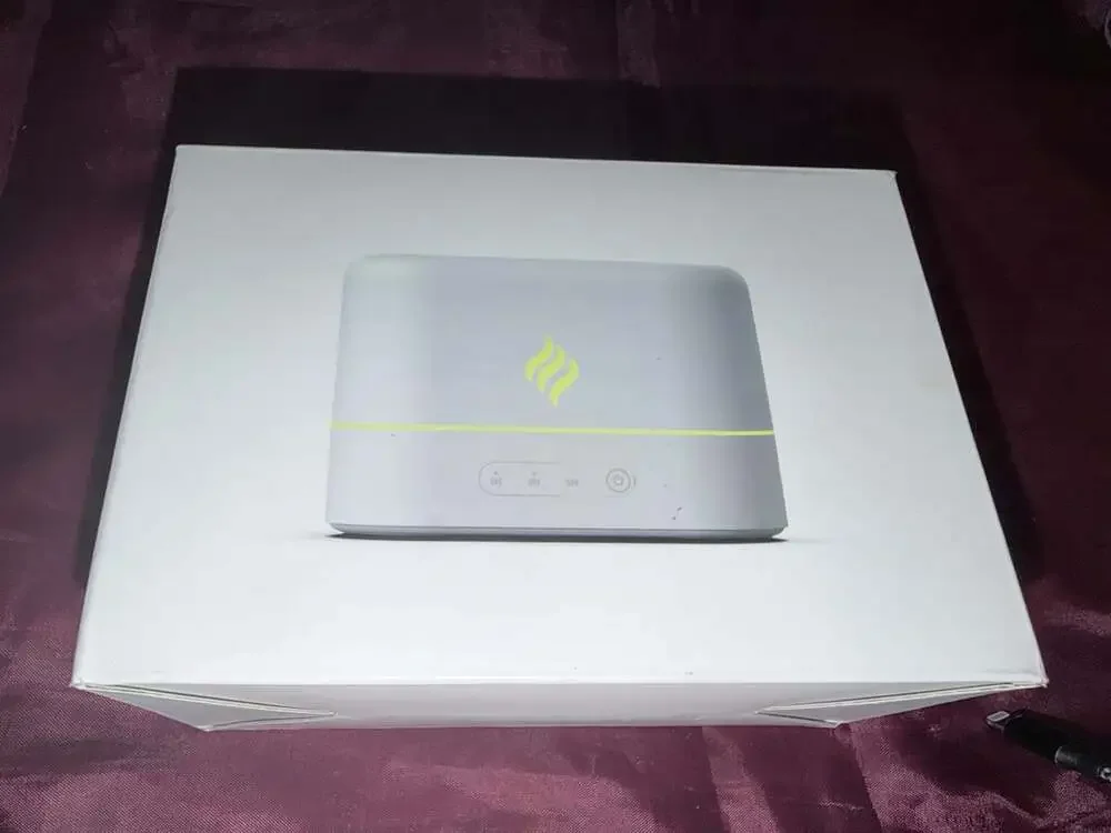 Flame Essential Oil Diffuser Humidifier Model HX-651 White